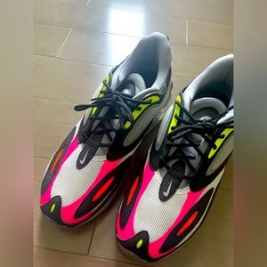 Size 10.5 Nike AirMax Zephyr Black/Hyper Pink/Photon shoes